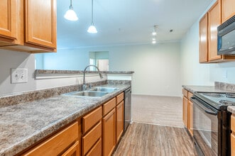 Market Street Station Apartments in Aiken, SC - Building Photo - Interior Photo