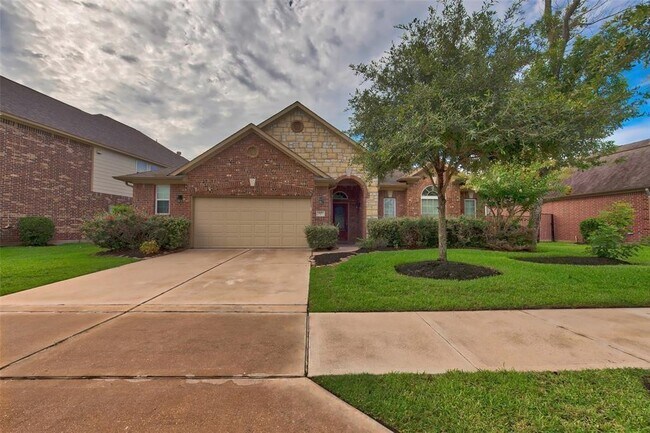 6906 Patterson Dr in Missouri City, TX - Building Photo - Building Photo