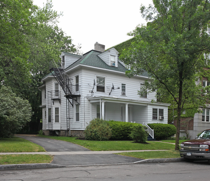 262 S Goodman St in Rochester, NY - Building Photo