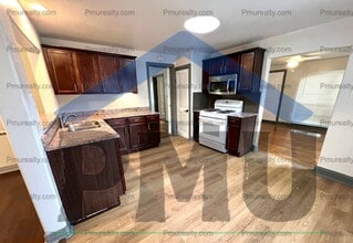 9106 S Polk St in Dallas, TX - Building Photo - Building Photo