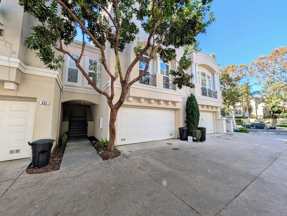 827 Harmony Pl in Milpitas, CA - Building Photo