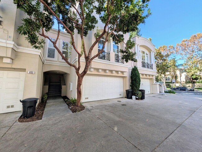 property at 827 Harmony Pl