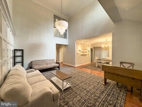 42 Greythorne Woods Cir in Wayne, PA - Building Photo - Building Photo