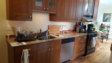 78 Lawrence St, Unit #3 in New Haven, CT - Building Photo - Building Photo