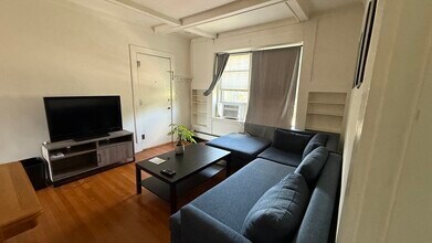 1734 Commonwealth Ave in Boston, MA - Building Photo - Building Photo