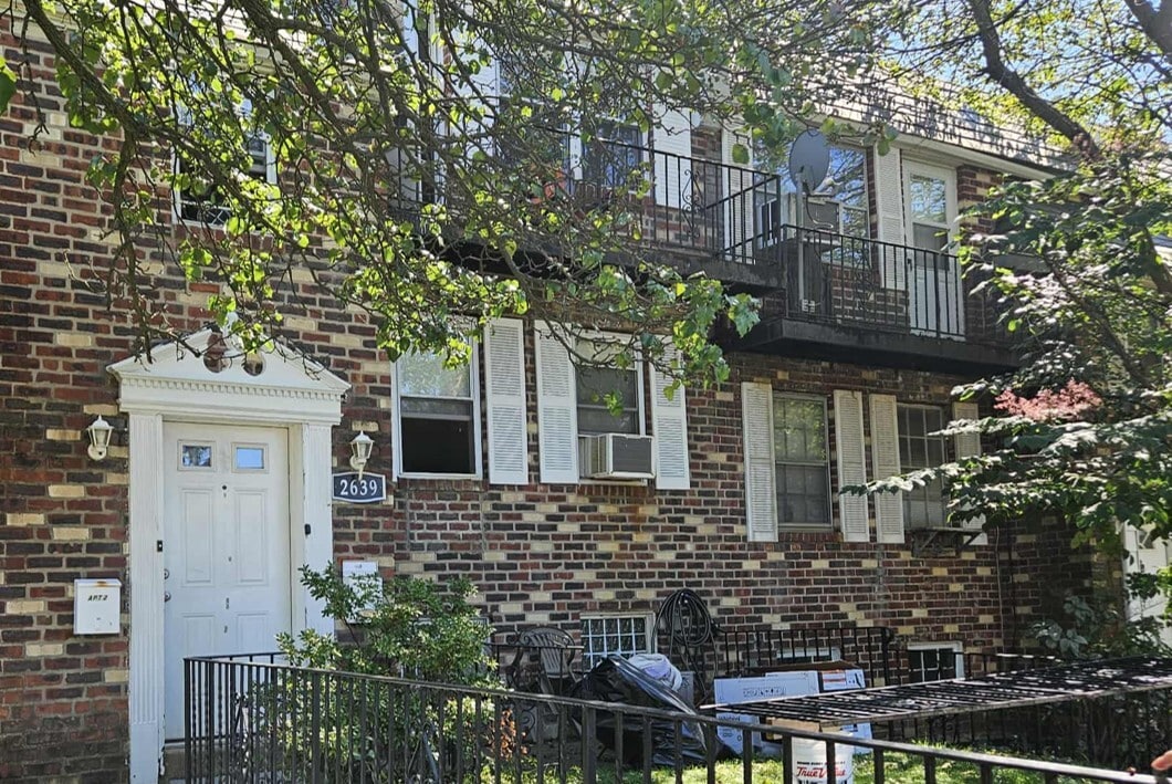 2639 Wentworth Rd, Unit 2nd Floor in Philadelphia, PA - Foto de edificio