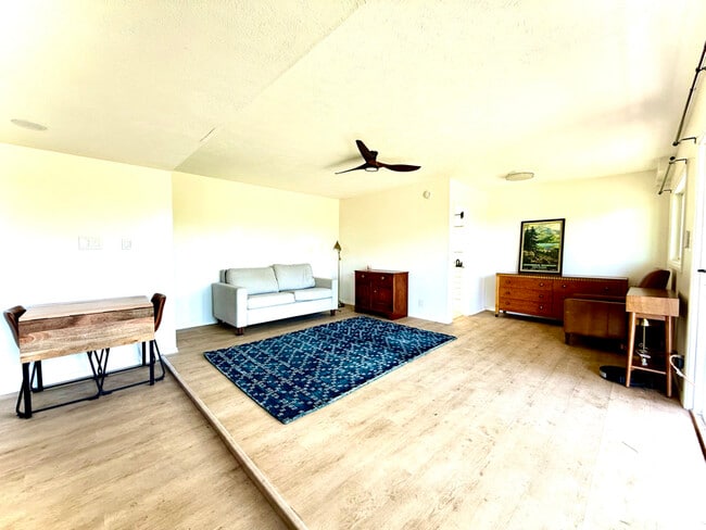 93 Ulumalu Rd in Haiku-Pauwela, HI - Foto de edificio - Building Photo