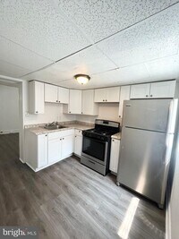 2531 Emerald St photo'