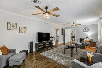 4607 Elysian Fields Ave in New Orleans, LA - Building Photo - Building Photo