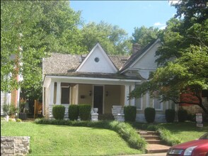 1234 Park St in Bowling Green, KY - Building Photo - Building Photo