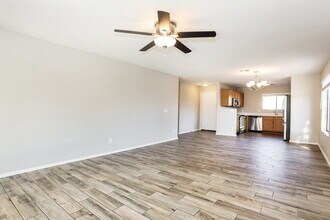 16107 W Adams St in Goodyear, AZ - Foto de edificio - Building Photo