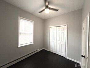 46 Hayward Ave in Carteret, NJ - Building Photo - Building Photo