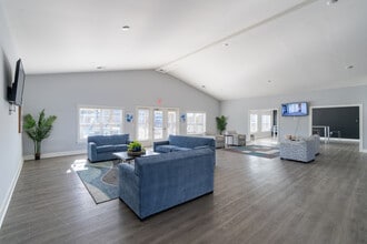 Colonel Bluffs in Columbia, SC - Building Photo - Building Photo