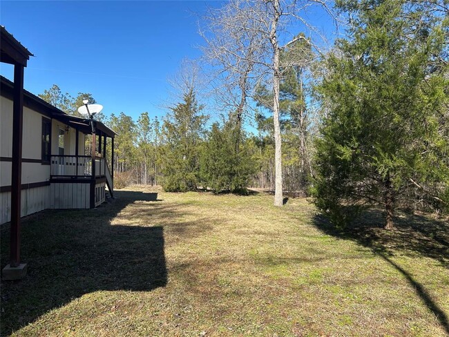 2533 Pioneer Ln in Cleveland, TX - Building Photo - Building Photo