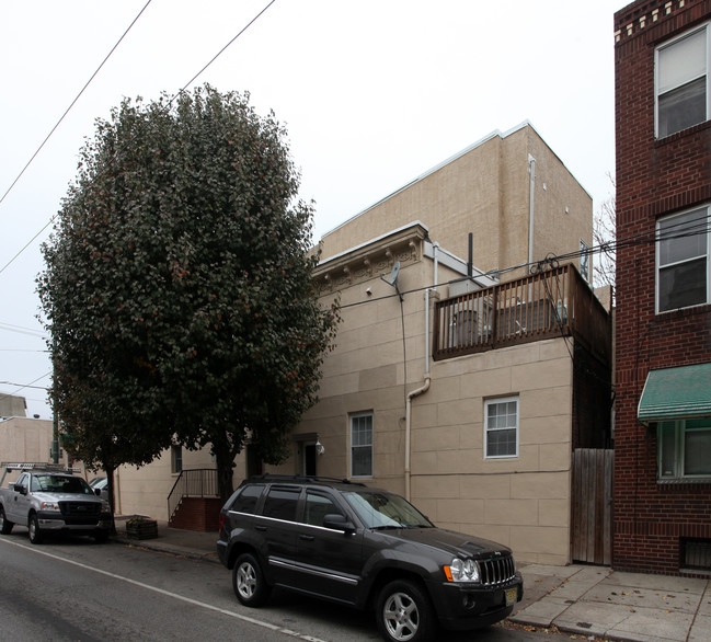 1643 S 2nd St in Philadelphia, PA - Building Photo - Building Photo