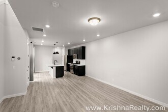 8178 SE Leafhopper St in Hillsboro, OR - Building Photo - Building Photo