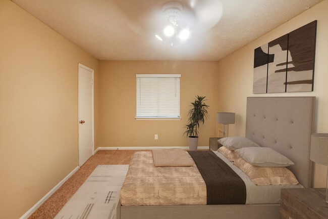 Element at Creekside in Durham, NC - Building Photo - Building Photo