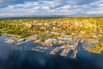 341 Pearl St in Burlington, VT - Building Photo - Building Photo