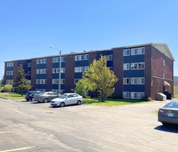 38 Pasadena Crescent in St John's, NL - Building Photo - Building Photo