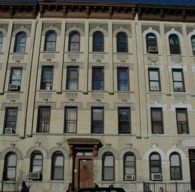 1235 Halsey St in Brooklyn, NY - Building Photo