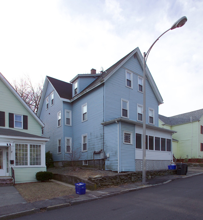 10 Hill St in Taunton, MA - Foto de edificio - Building Photo