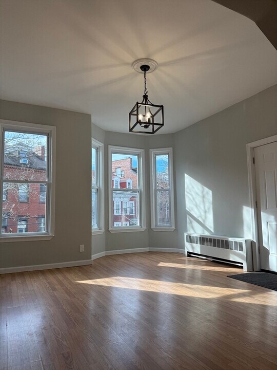 246 Webster St, Unit 2 in Boston, MA - Building Photo