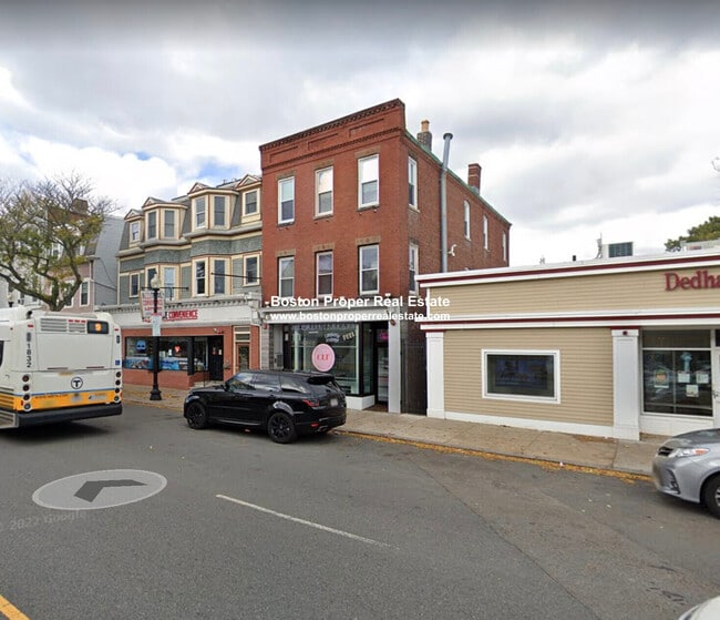 632 E Broadway, Unit 4