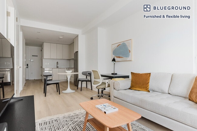 150 Lawrence St in Brooklyn, NY - Foto de edificio - Building Photo