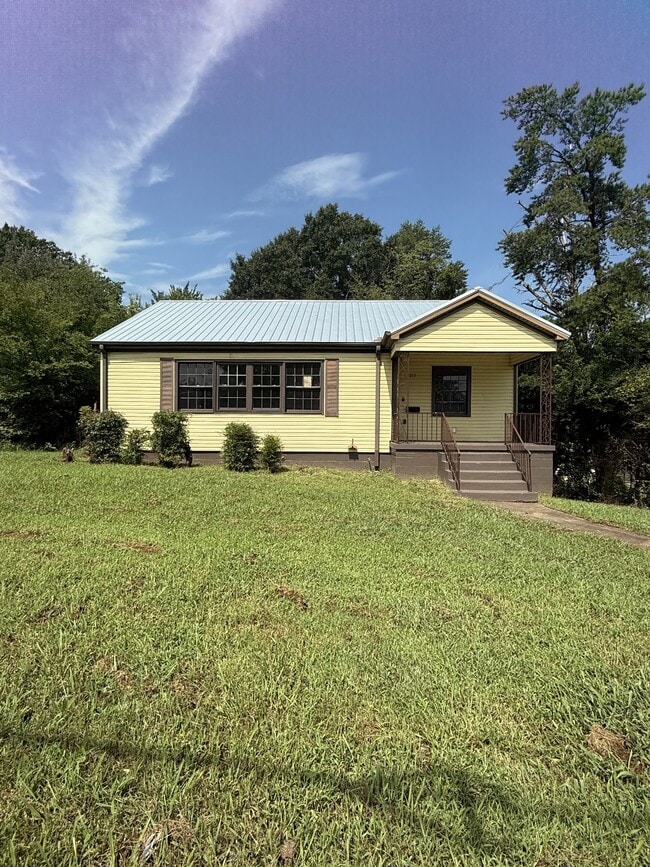 property at 1212 Mims St SW