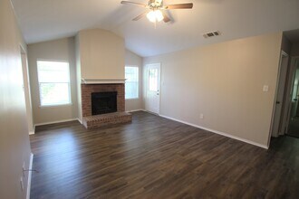 391 Frederick Cir in Flint, TX - Building Photo - Building Photo