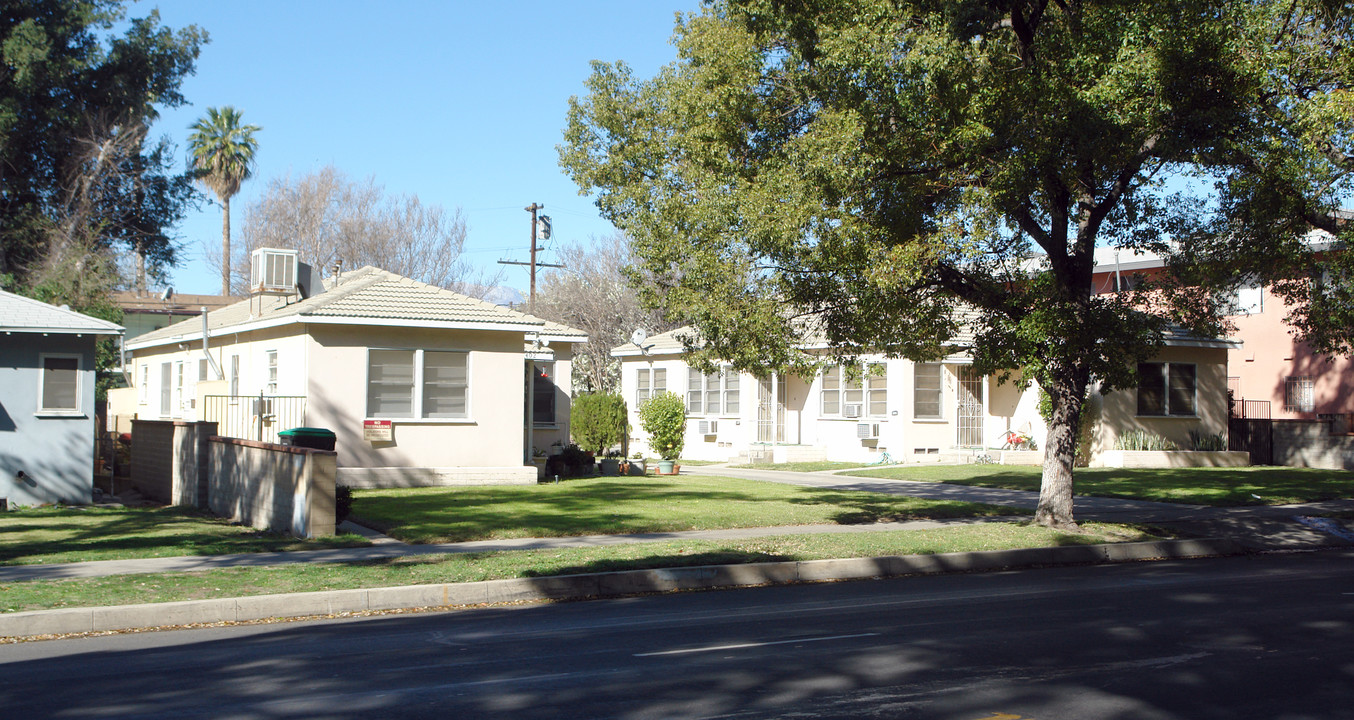 2402-2410 N E St in San Bernardino, CA - Building Photo