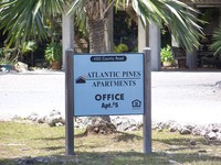 Atlantic Pines Apartments in Big Pine Key, FL - Foto de edificio - Building Photo