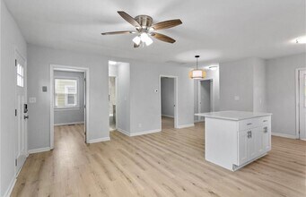 307 Beechwood Ave in Norfolk, VA - Building Photo - Building Photo