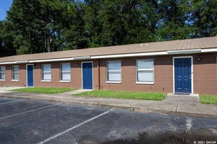 3600 SW 23rd St, Unit 18 in Gainesville, FL - Building Photo
