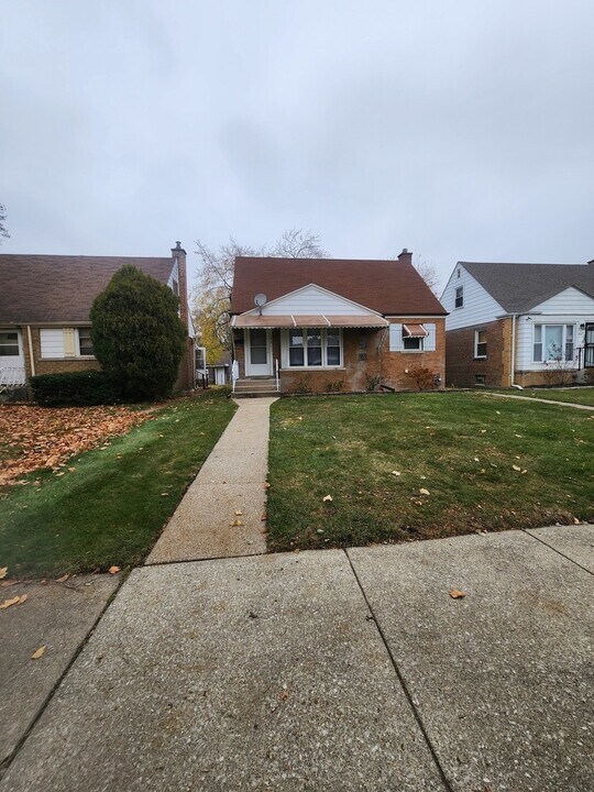 106 163rd St in Calumet City, IL - Foto de edificio