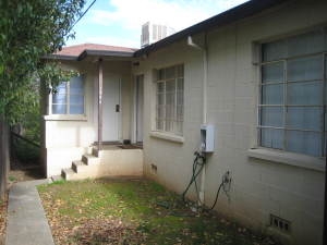 1930 10th St in Redding, CA - Building Photo