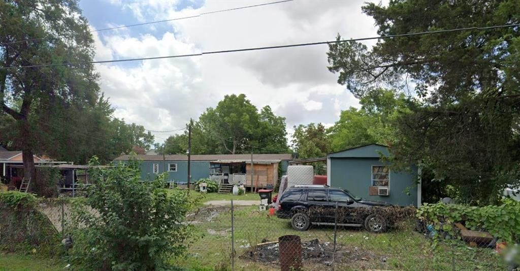 14514 Hillsboro St Photo