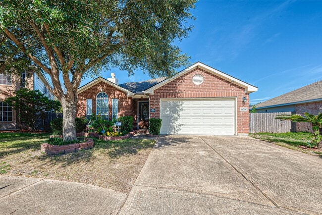 11015 WARATH Oak Ct in Houston, TX - Building Photo - Building Photo