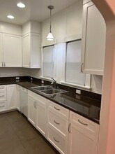 731 N Croft Ave, Unit 733 in West Hollywood, CA - Building Photo - Building Photo