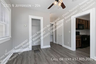 1225 N Jefferson Ave in Springfield, MO - Building Photo - Building Photo