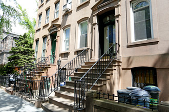 429 Clinton St in Brooklyn, NY - Building Photo - Building Photo