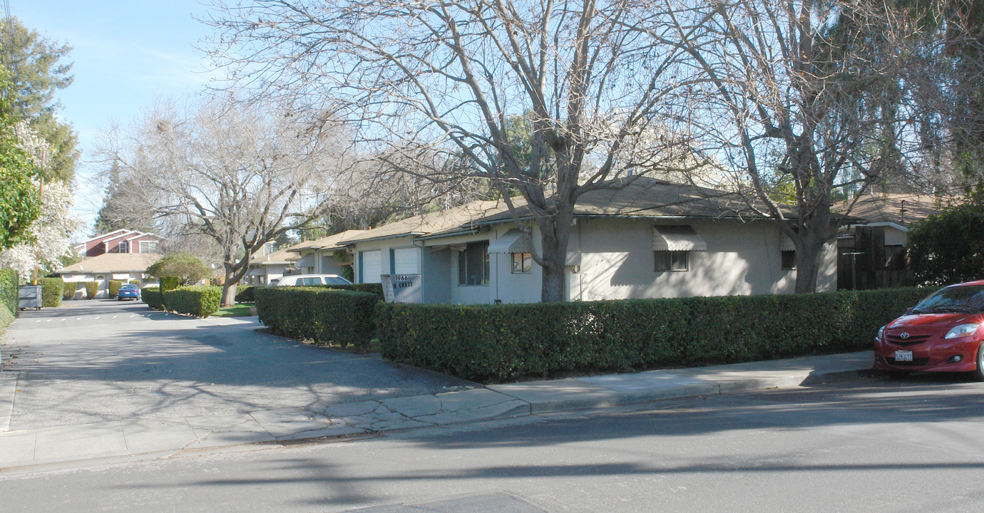 1968 Hackett Ave in Mountain View, CA - Building Photo