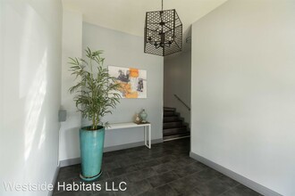 204 Washington Ave in Santa Monica, CA - Building Photo - Building Photo