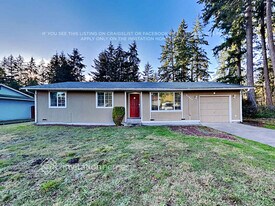 20604 52nd Ave Ct E in Spanaway, WA - Building Photo