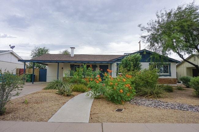property at 332 E Pierce St