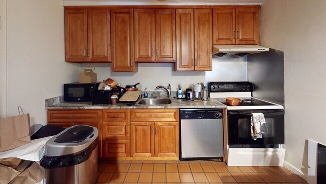 280 Corey Rd in Boston, MA - Building Photo - Building Photo