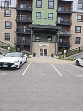 4-104 Spice Wy in Barrie, ON - Building Photo - Building Photo