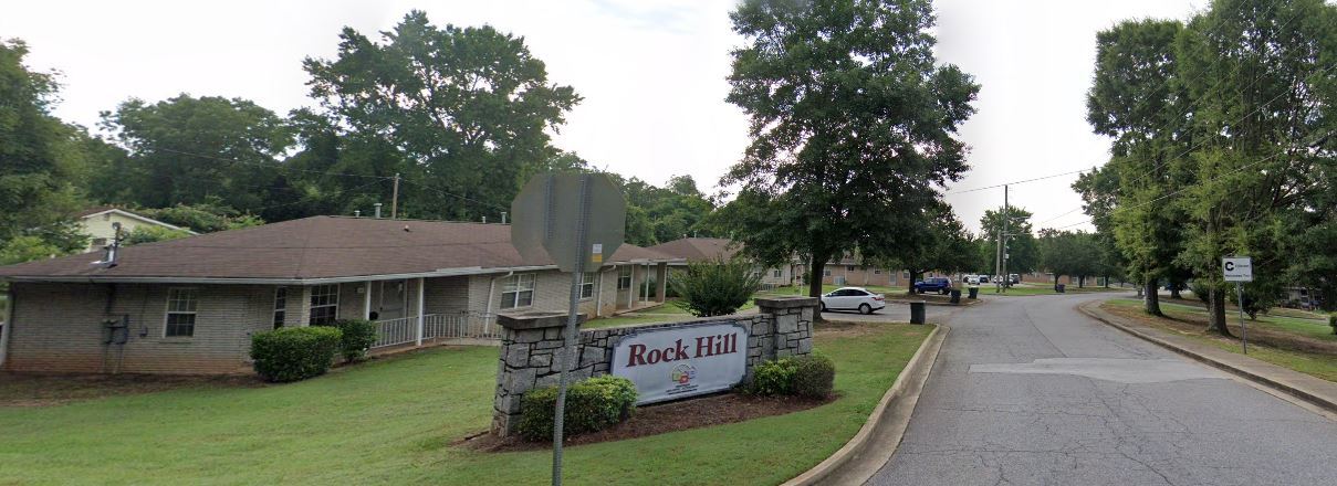 Rock Hill Community in Conyers, GA - Foto de edificio