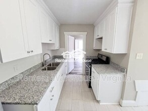 220 Glendale Ave in Norfolk, VA - Building Photo - Building Photo