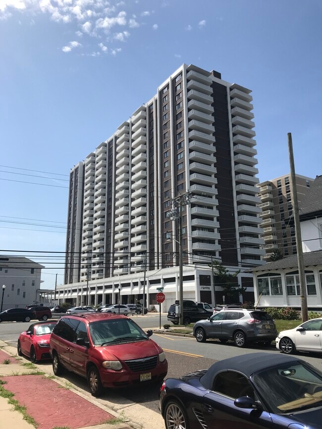 property at 100 S Berkley Sq